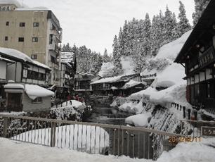 銀山温泉