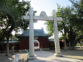 鳥居のある神社